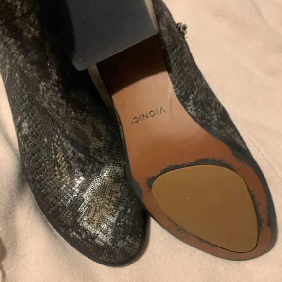 Vionic shoe bootie - Picture 9 of 11